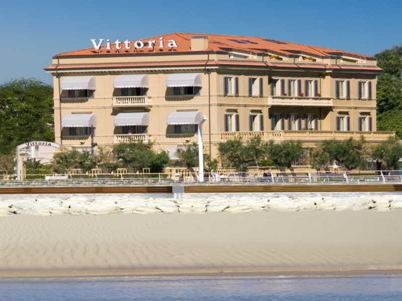 Hotel Vittoria Pesaro Exteriér fotografie