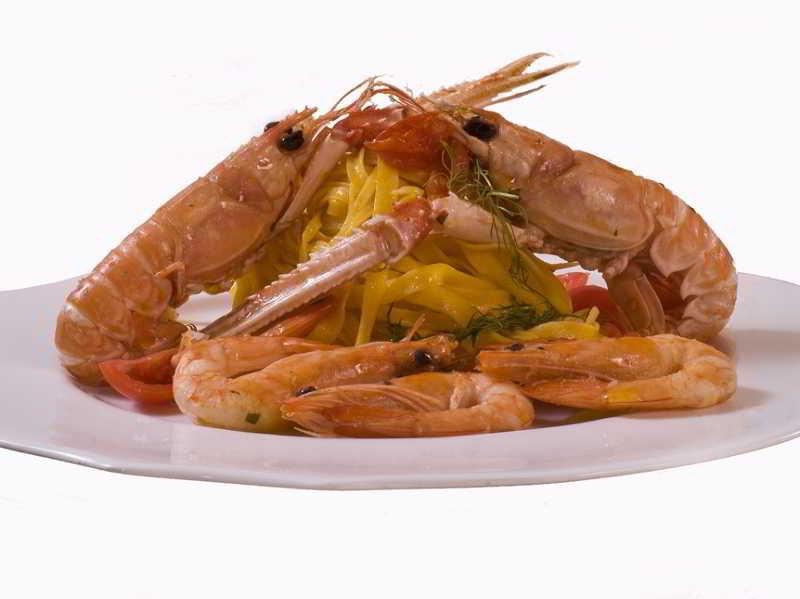 Hotel Vittoria Pesaro Exteriér fotografie Shrimp and pasta
