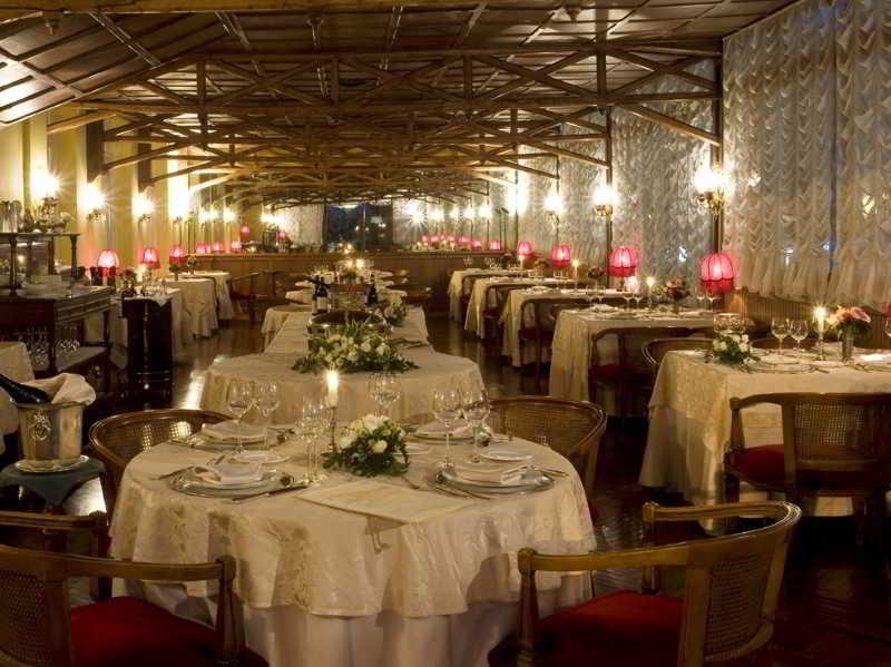 Hotel Vittoria Pesaro Exteriér fotografie The restaurant