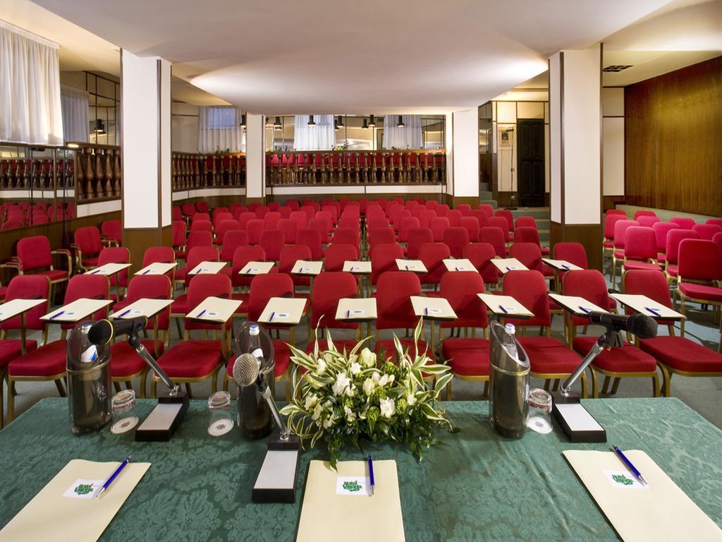 Hotel Vittoria Pesaro Exteriér fotografie The main conference room